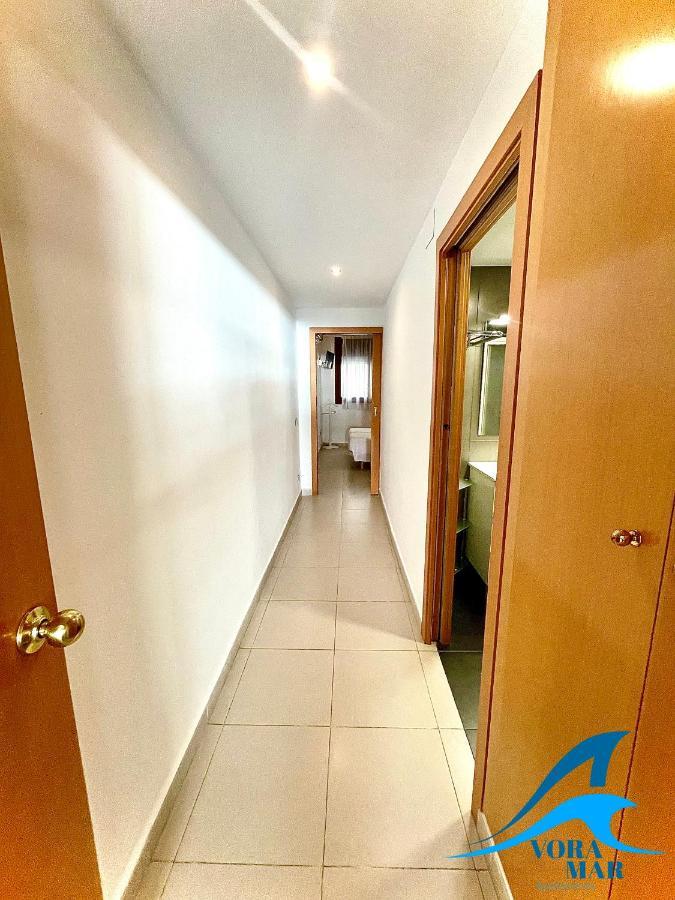 Apartaments Voramar 2 กัมบริลส์ ภายนอก รูปภาพ