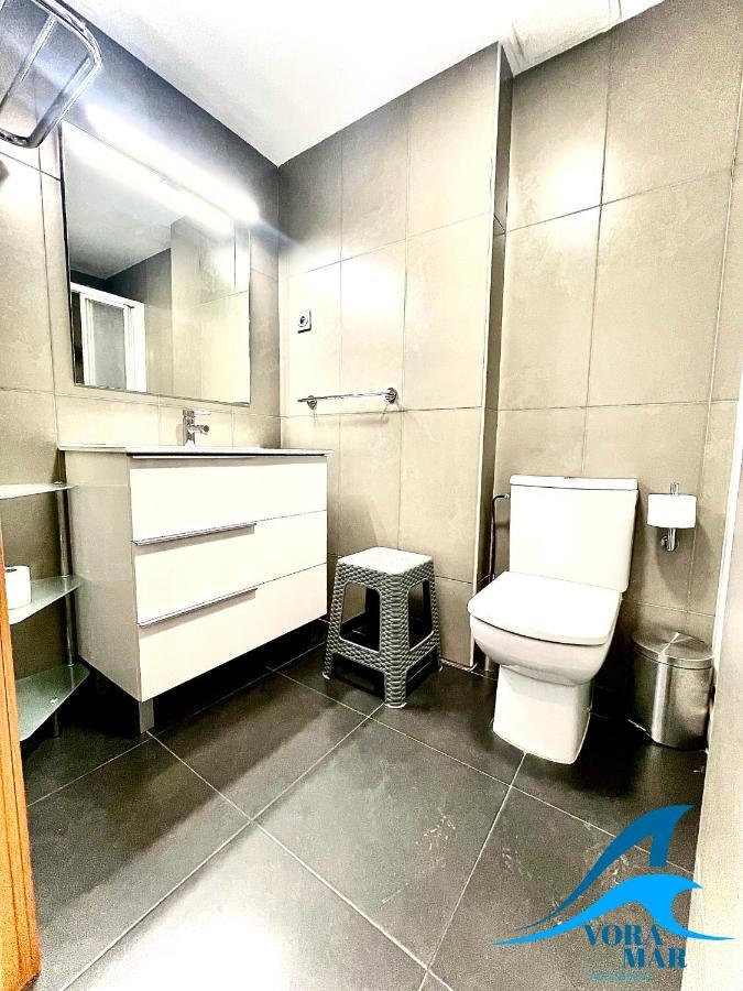 Apartaments Voramar 2 กัมบริลส์ ภายนอก รูปภาพ