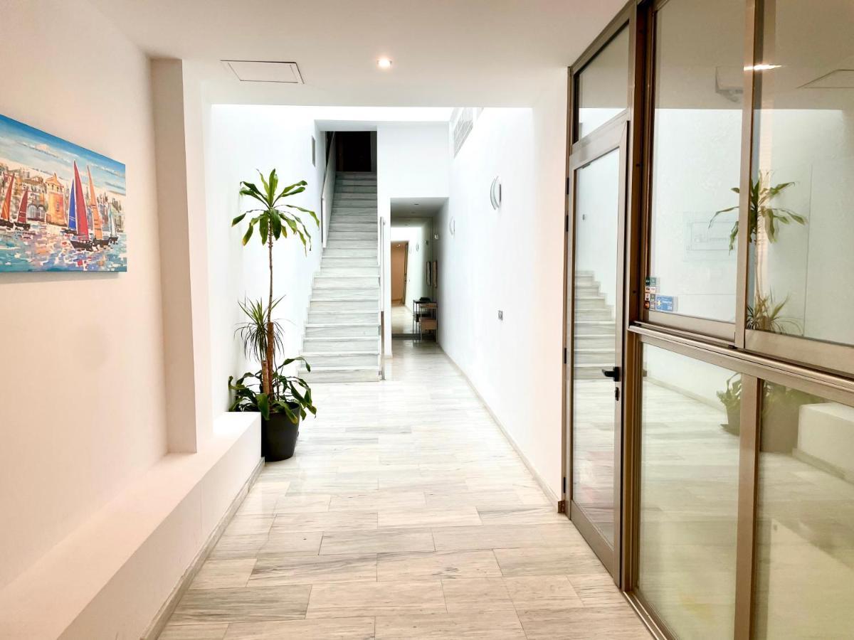 Apartaments Voramar 2 กัมบริลส์ ภายนอก รูปภาพ